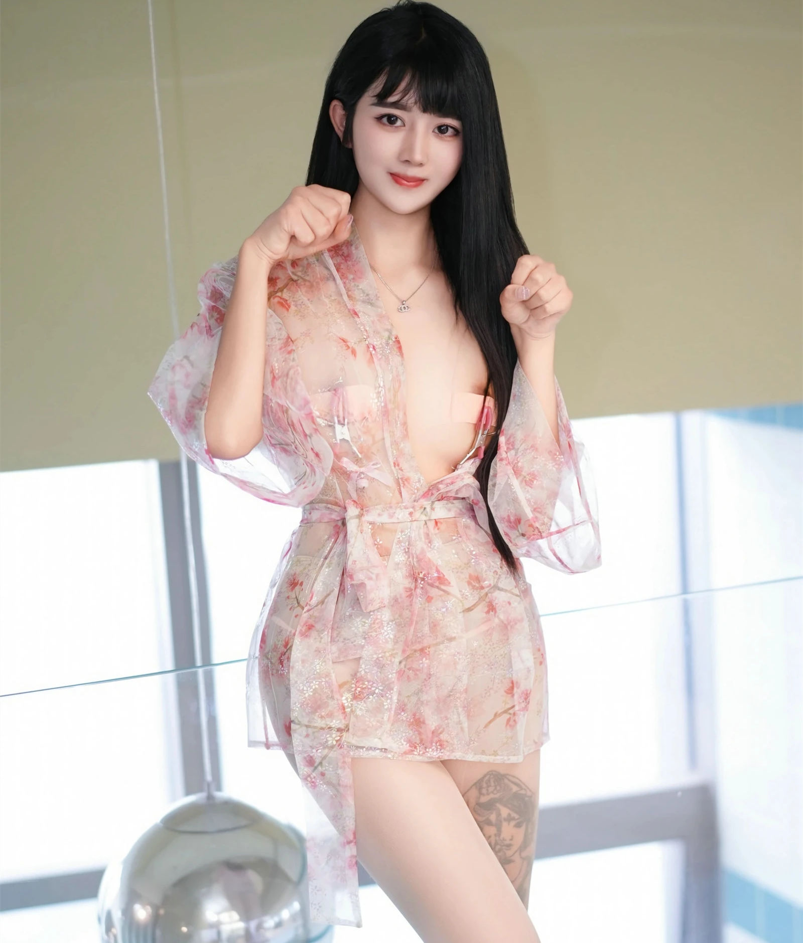 XIUREN秀人网美媛馆美女模特写真No.8190 赵可欣baby